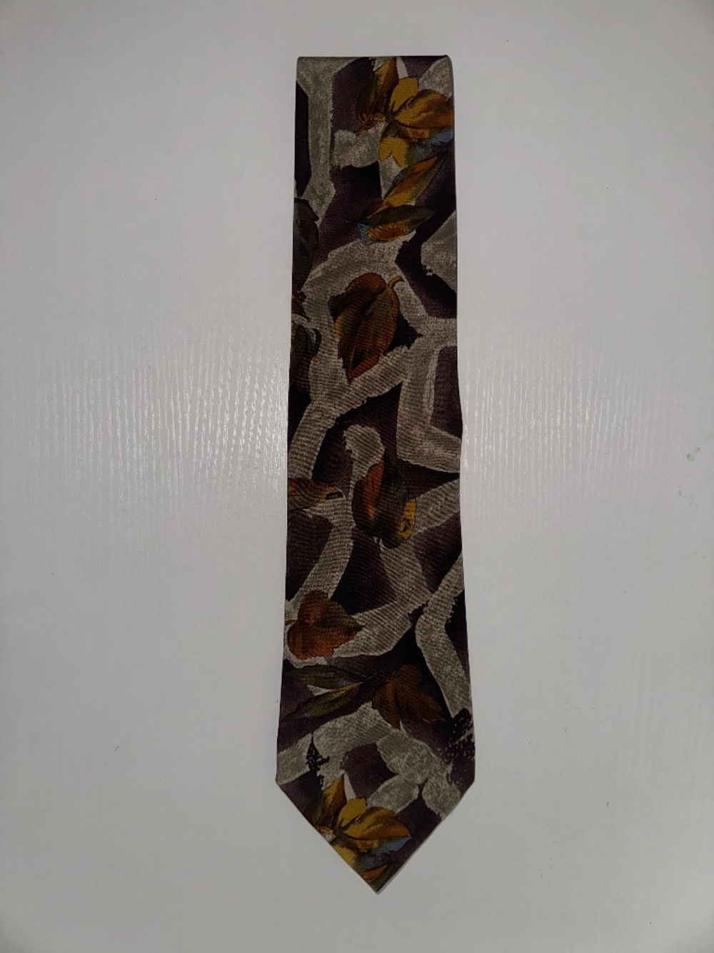 Robert Talbott Omaggio Grey Brown Gold Leaf Print Silk Tie Hand Sewn Italy